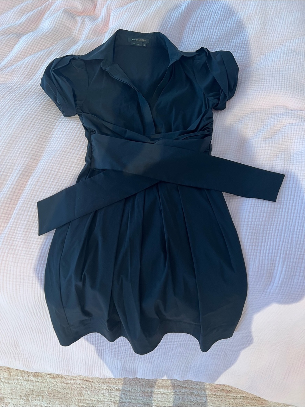 BCBGMaxAzria Black Short-Sleeve Wrap Mini Dress with Sash Size 2